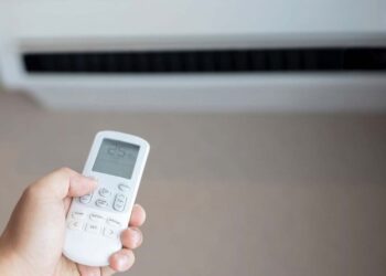 Cinco errores que disparan tu factura al usar el aire acondicionado