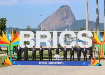 BRICS critica las guerras, las sanciones y el dominio del dólar