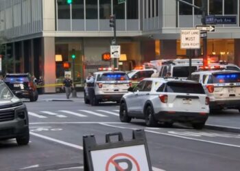 Tiroteo en Manhattan deja seis muertos, incluido un policía