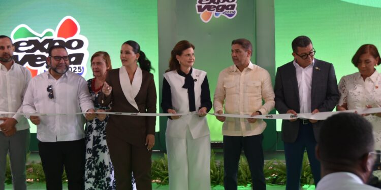 Expo Vega Real reconoce papel clave de Agricultura en el campo