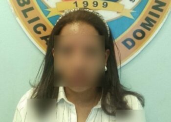 Arrestan a mujer por acoso virtual y amenazas mortales
