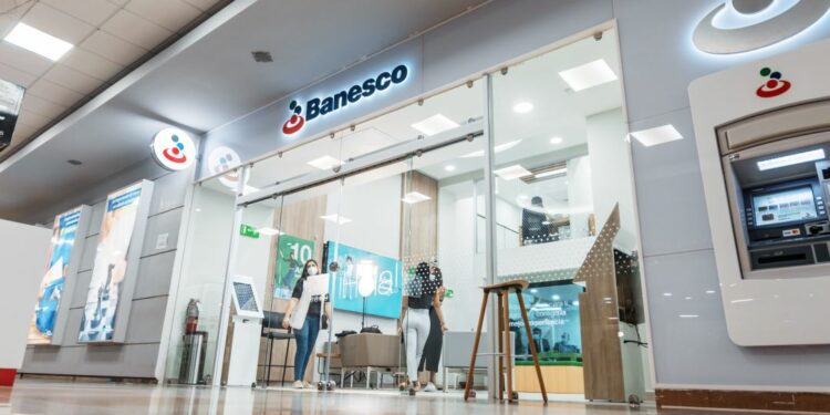 Banesco lanza “Cuenta Simple”, una apuesta al ahorro digital