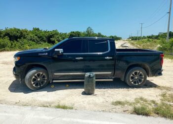 Asaltan joyería en Bávaro, secuestran ingeniero y roban dos vehículos