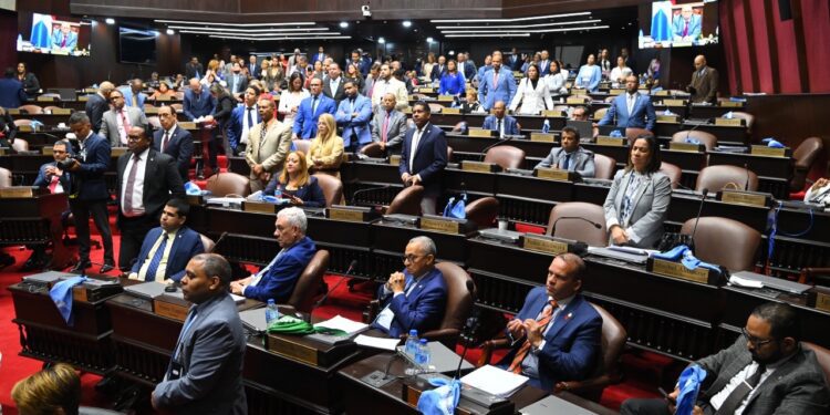 Diputados completan lectura del nuevo Código Penal