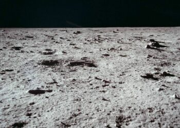 China prueba con éxito máquina para fabricar ladrillos lunares