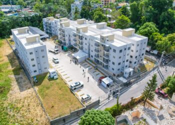 Abinader entrega 46 viviendas y supera las 13 mil en su gestión