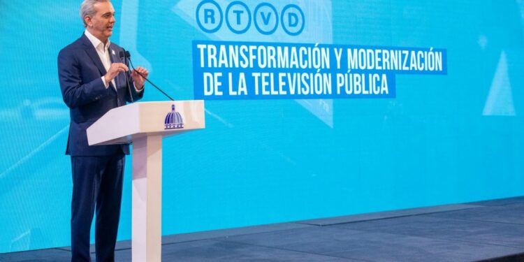 Abinader presenta la transformación tecnológica de RTVD Canal 4