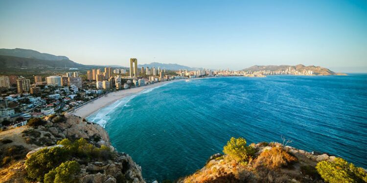 Los efectos de vivir cerca del mar, lagos y ríos sobre los años de vida