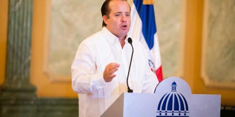 Promulgación ejecutiva anuncia nueva era para la titulación en RD