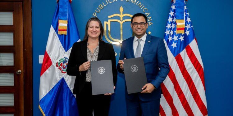 EE. UU. dice presente con la modernización de la justicia dominicana