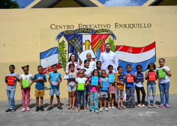 Fundación Refidomsa apoya a más de 7,000 estudiantes con útiles escolares
