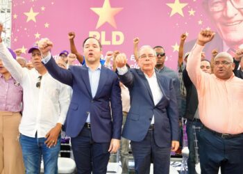 Danilo Medina alerta sobre descontento social y defiende su legado