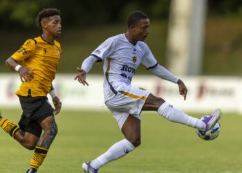 Pantoja se impone en el derbi capitalino y suma su tercera victoria