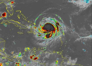 Así tratarán a RD este domingo los vientos peligrosos del Huracán Erin 