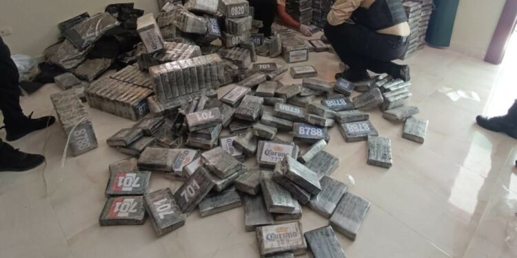 Golpe al narco: decomisan 846 paquetes de droga en La Altagracia