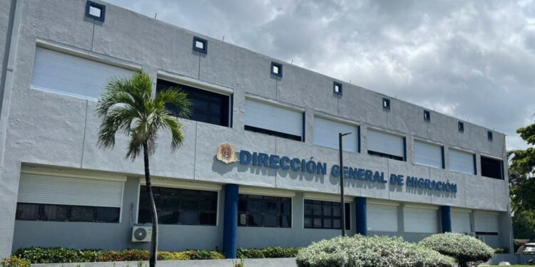 Migración aclara presencia de miembro del Consejo Presidencial de Haití en sus oficinas