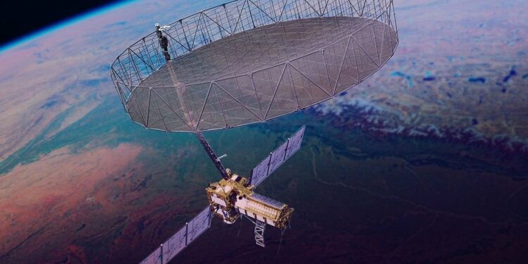 La NASA despliega en órbita su mayor antena espacial