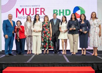 Banco BHD premia a cinco mujeres por su liderazgo empresarial