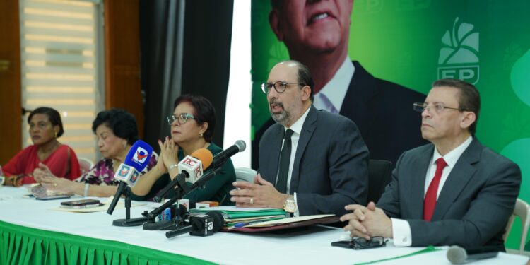 Fuerza del Pueblo vota este domingo para renovar su Dirección Política