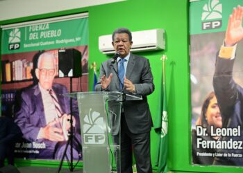 Leonel califica apagón en AILA como un “desprestigio internacional”