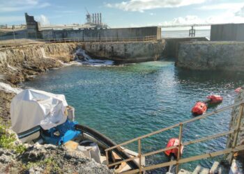 AES Andrés vuelve a operar tras bloqueo por sargazo