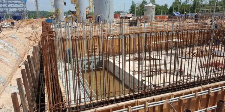 Detienen 15 construcciones en la capital por falta de seguridad