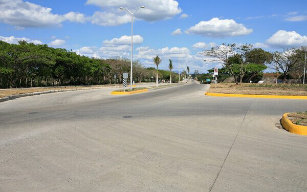 Cuatro adolescentes mueren en violento choque en Santiago