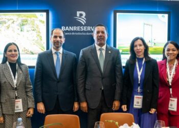 Banreservas acuerda 5,700 nuevas habitaciones para Miches en Top Resa