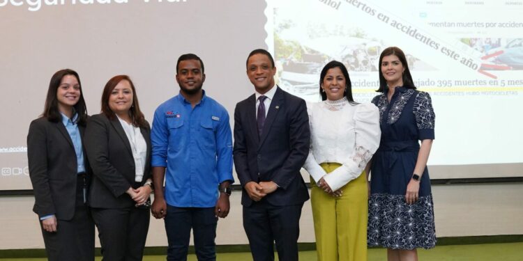 Voluntariado BCRD promueve charla sobre educación vial