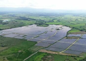Ecoener pone en marcha dos nuevas plantas fotovoltaicas en RD