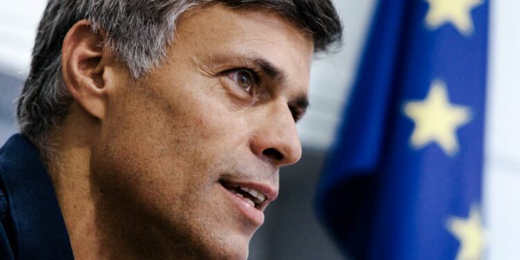 Leopoldo López apoya intervención militar de EEUU en venezuela