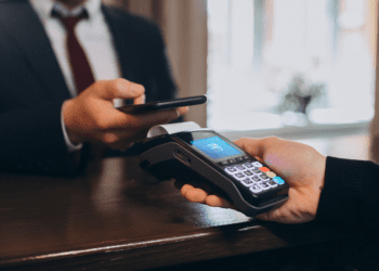 AZUL supera los 1,000 millones de transacciones en su 11° aniversario