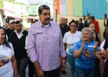 Maduro culpa a EE. UU. de ataque y denuncia ambición petrolera