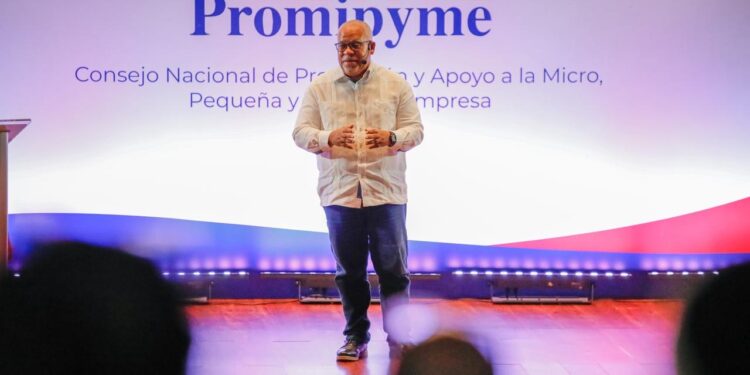 Promipyme entrega RD$53 millones a emprendedores de Barahona