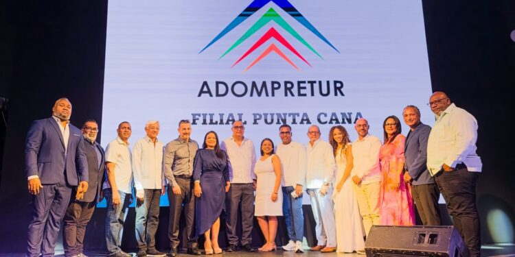 Adompretur Punta Cana juramenta nueva directiva con foco en ética y unidad