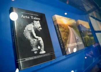 FILSD 2025 arranca entre lluvias, libros y homenajes