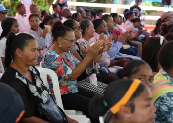 INDOTEL impulsa programa digital para 100 mil familias dominicanas