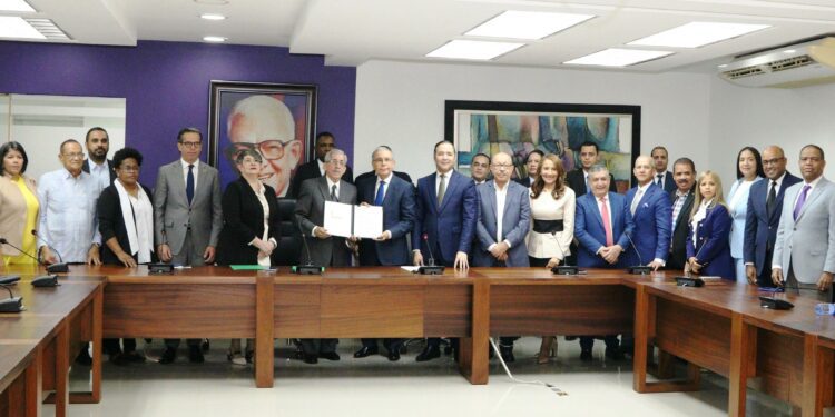 Danilo Medina celebra consenso por la frontera y pide aprovechar el diálogo