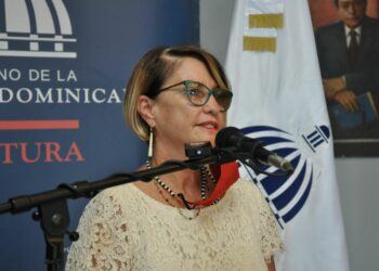 Bellas Artes inicia año académico con impulso artístico nacional