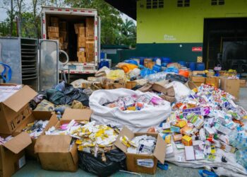 Incautan e incineran dos toneladas de materia prima ilegal