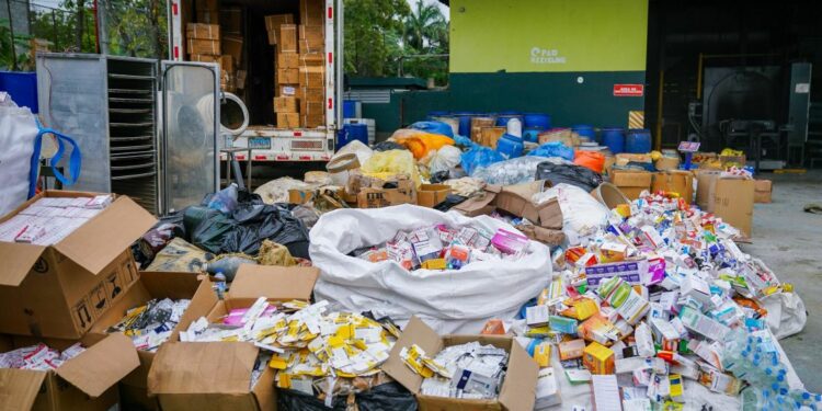 Incautan e incineran dos toneladas de materia prima ilegal