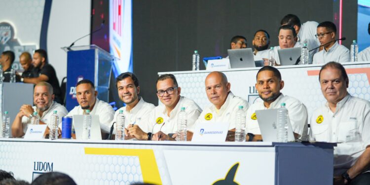 Águilas Cibaeñas apuestan al poder de Edward Florentino