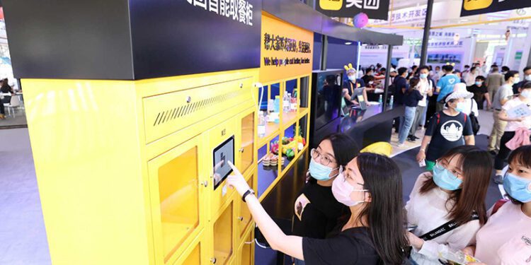 Ante el agotamiento del modelo exportador China se vuelca en los servicios