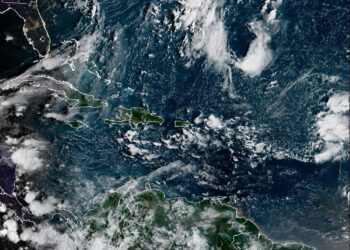 Indomet: Onda tropical y vaguada provocarán lluvias dispersas en provincias