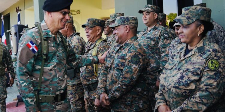 Comandante del Ejército supervisa seguridad en la Línea Noroeste