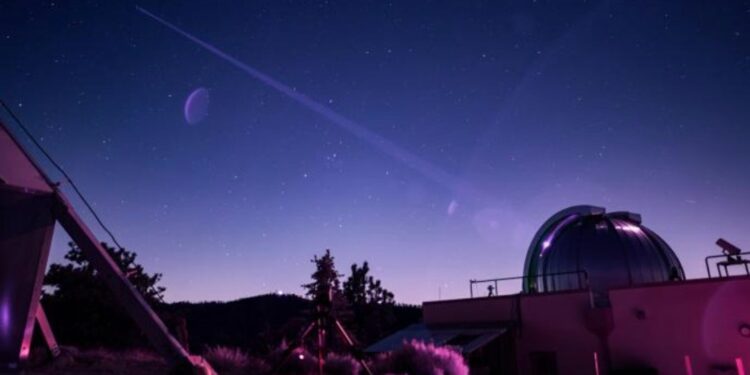 La NASA logra enviar y recibir datos por láser desde 300 millones de km