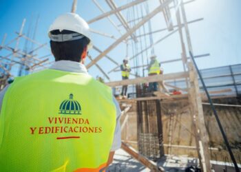 Mived ajusta tarifas a edificaciones privadas