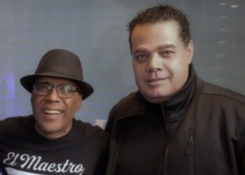 Ramón Orlando sorprende con “Voy Pa’llá”, un merengue electrónico de vanguardia