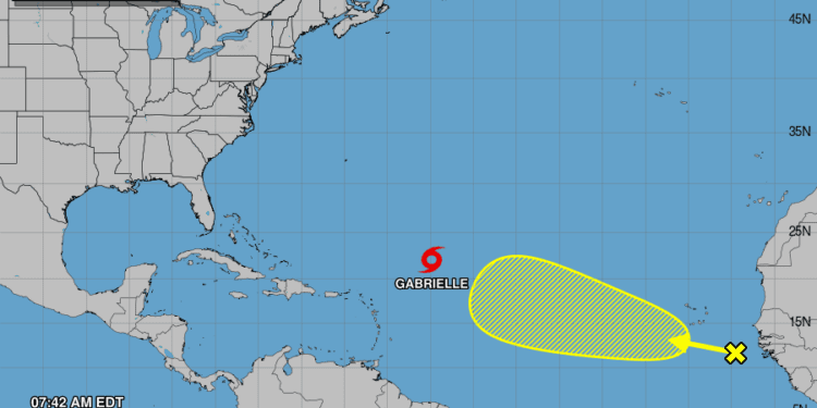Gabrielle apunta al Atlántico: puede ser huracán este domingo