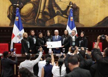 El Congreso lanza “Déjala Ir” para erradicar feminicidios y filicidios